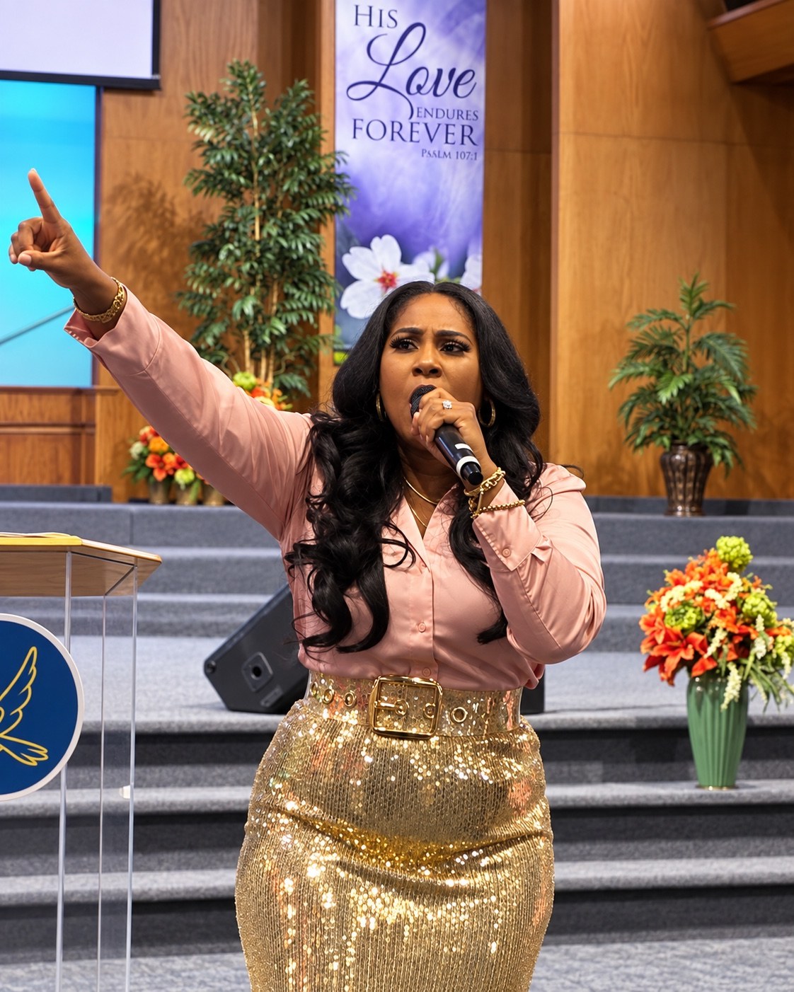 Founder Marilyn Brown speaking at a ministry gathering